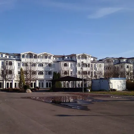 Апартаменты Fewo Im Seepark